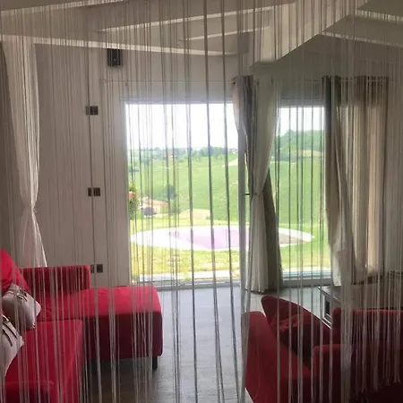 Bricco Papa Casa Intera Villa